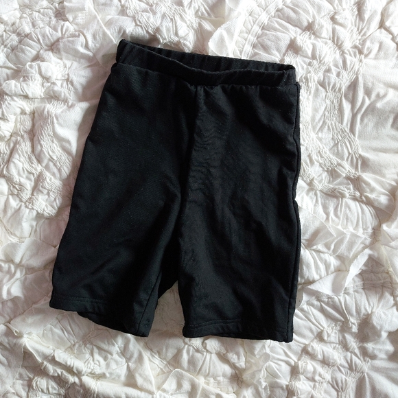 Princess Polly Bike Shorts - Picture 2 of 4